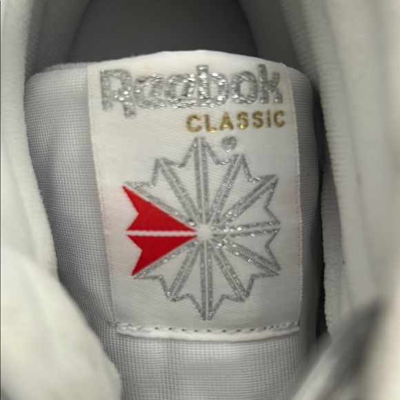 Reebok⭐️NWT White Freestyle Hi-Top Sneakers Women’s Size 9.5 - Picture 4 of 12